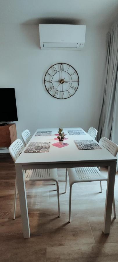 Getaway Suites Apartment Xlendi Exterior photo